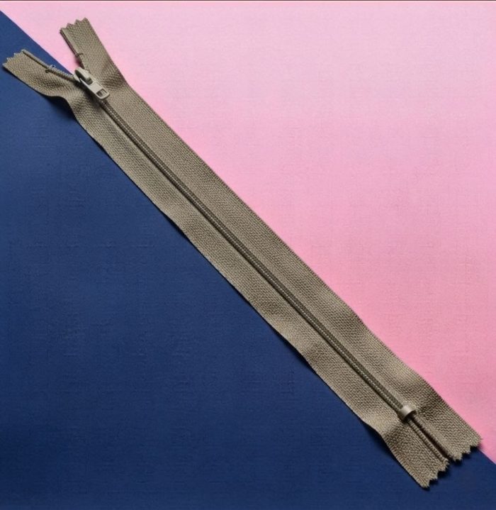 Cierre Plastico 40cm Safari