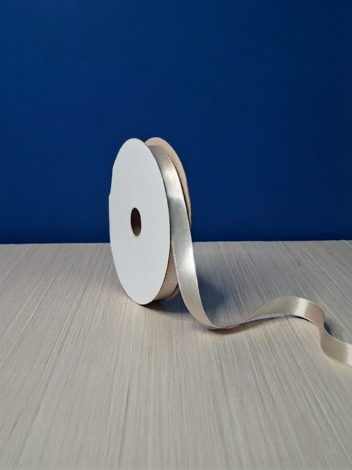 Cinta Raso #3 Beige 050 Rollo 46mts