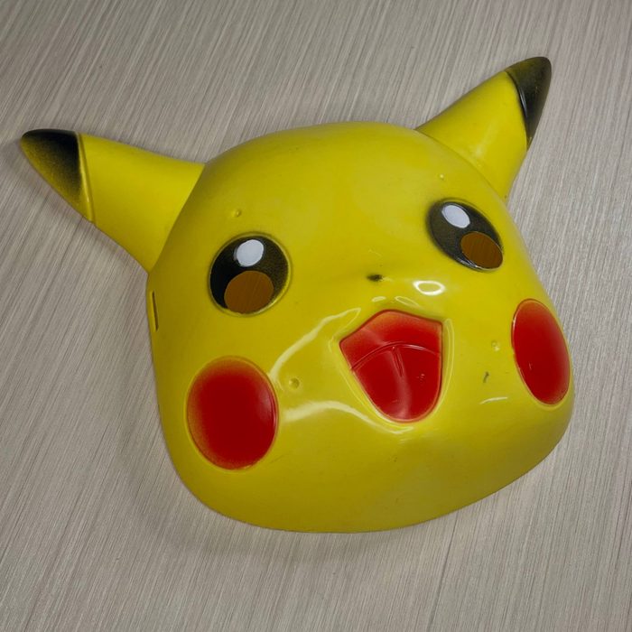 Mascara Pikachu