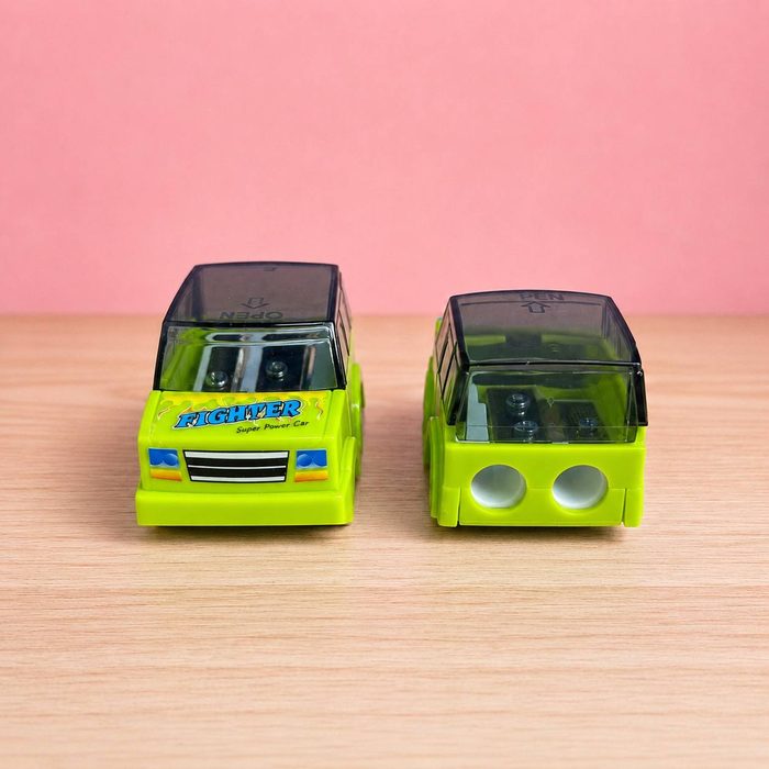 Sacapunta Con Forma De Carro - Pointer