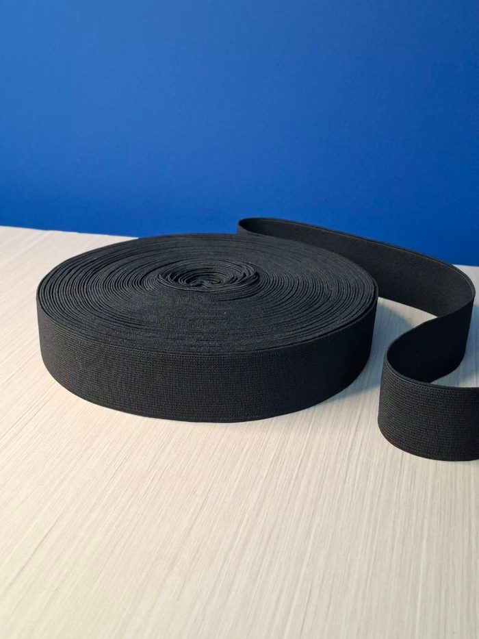 Elastica Macuto Negra X Rollo - 40mm (25metros)