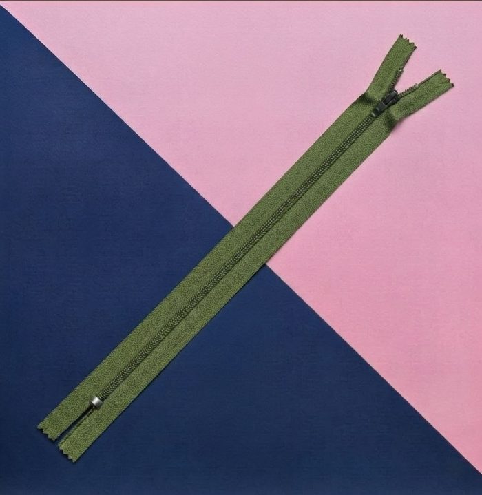 Cierre Plastico 50cm Verde Aceituna