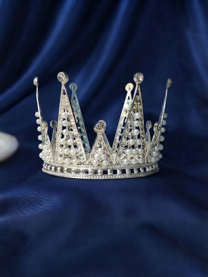 Corona De Metal Ref 9899 - Redonda Plateada Con Perlas Blancas