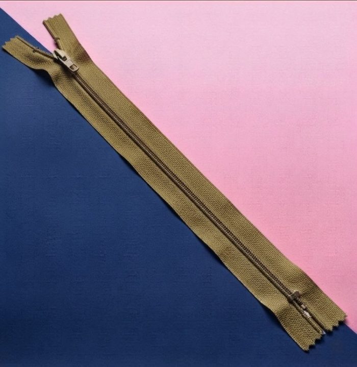 Cierre Plastico 40cm Khaky
