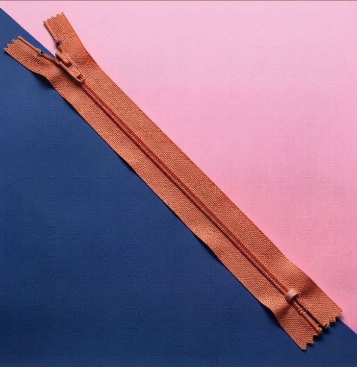 Cierre Plastico 40cm Salmon