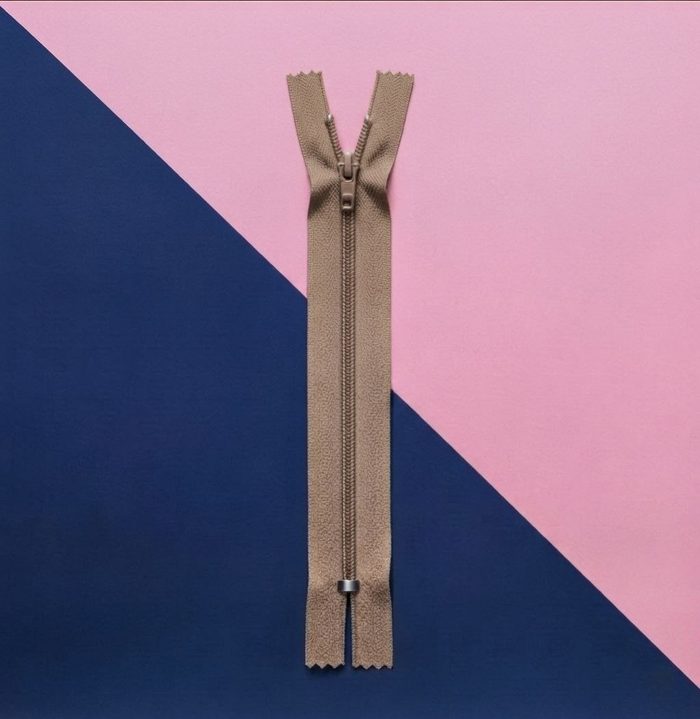Cierre Plastico 20cm Beige
